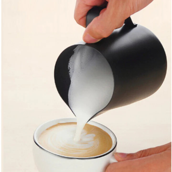 Pichet à mousser le lait, 710 ml, noir, par Café Culture – Café le